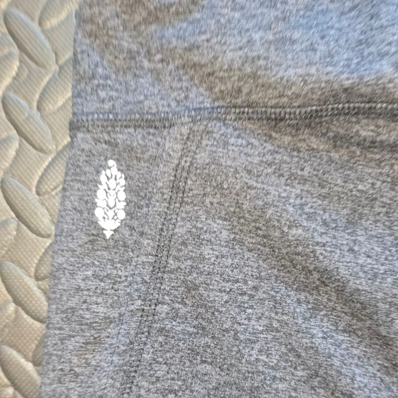 Women's FP Movement Gray Leggings M - Picture 6 of 7